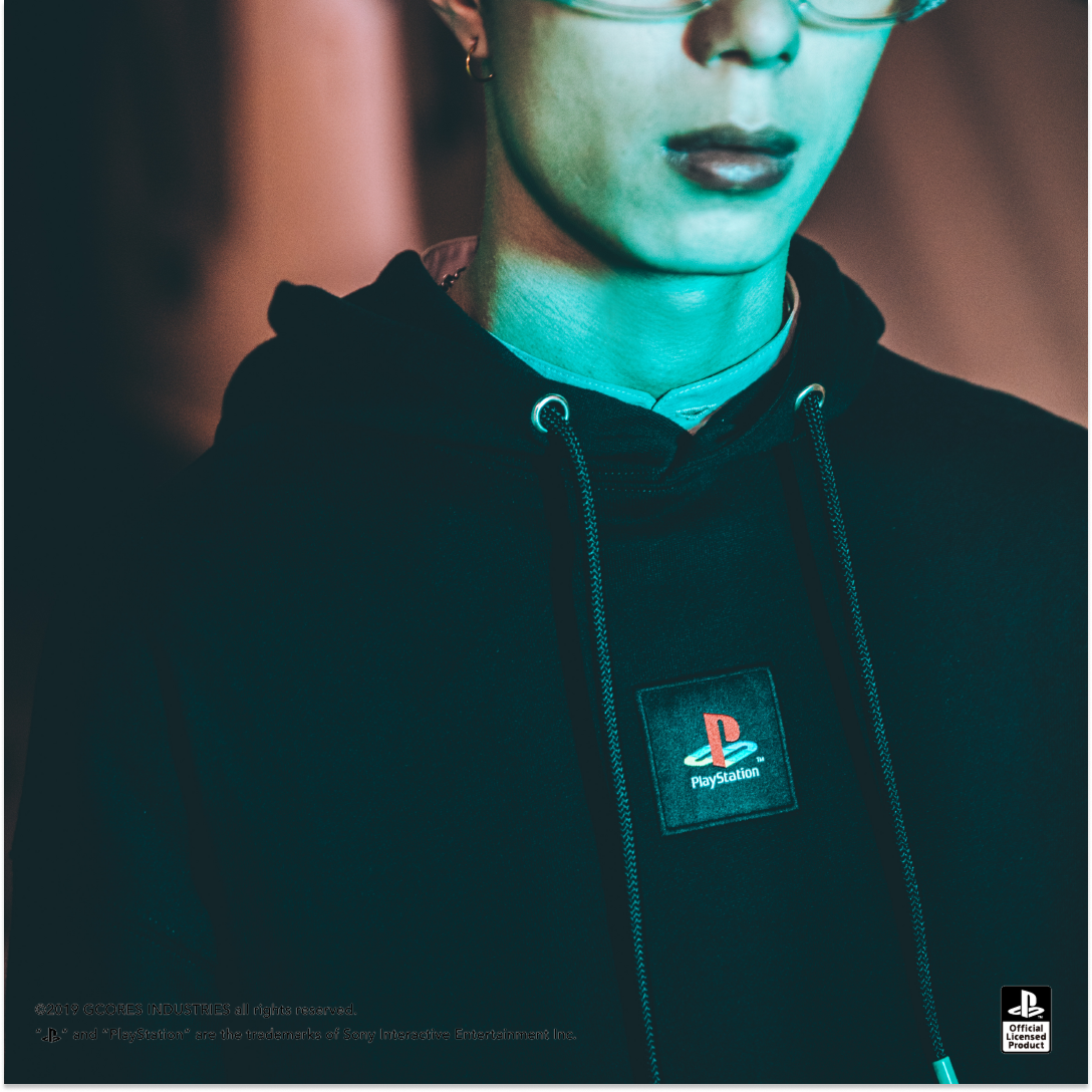 PlayStation プルオーバーパーカー 2024 [黒]