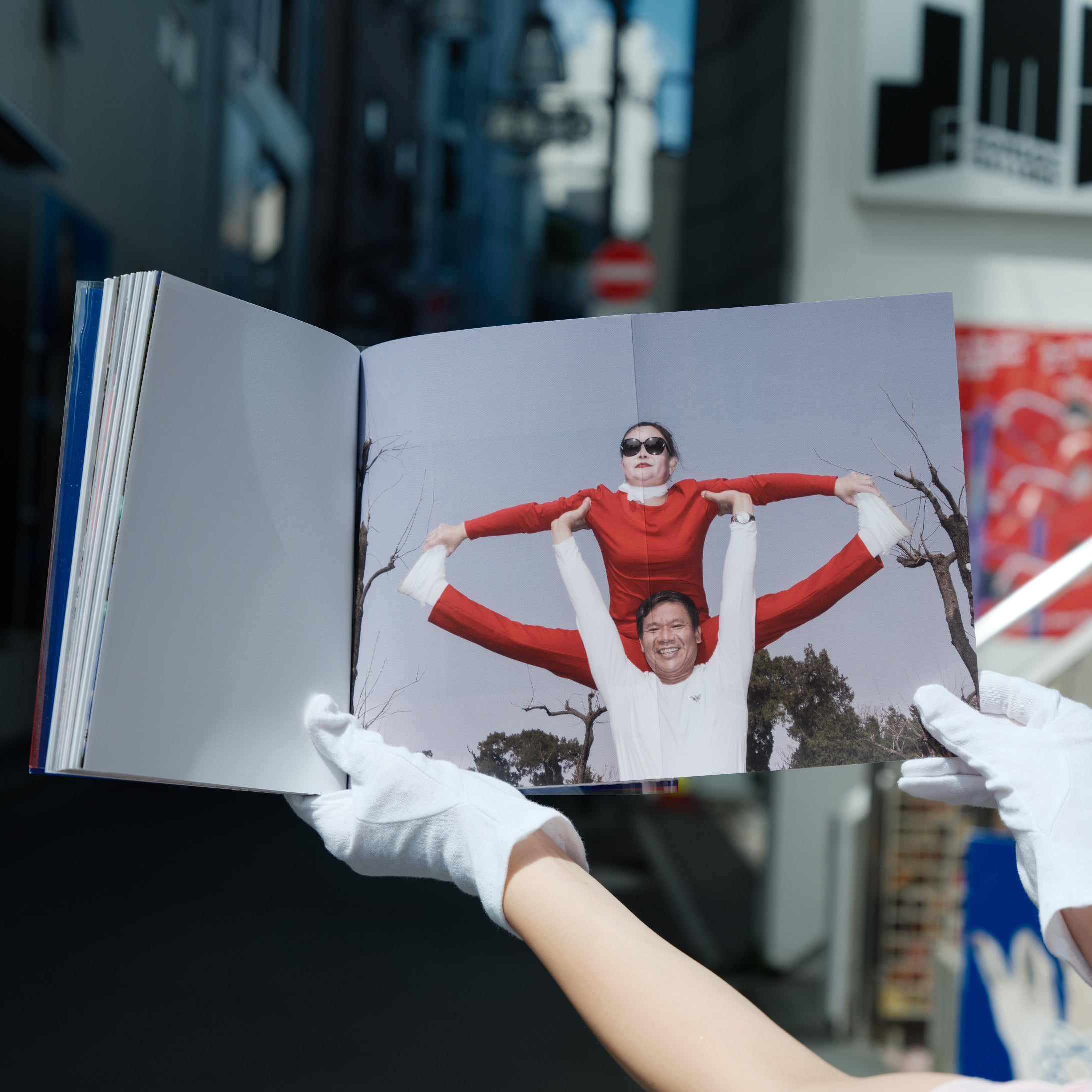 孫一氷 写真集「SAGA IN THE PARK」